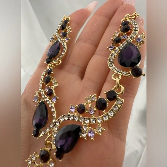 Queen Victoria luxury adjustable crystal and Gold and Purple Necklace - Picture 7 of 11